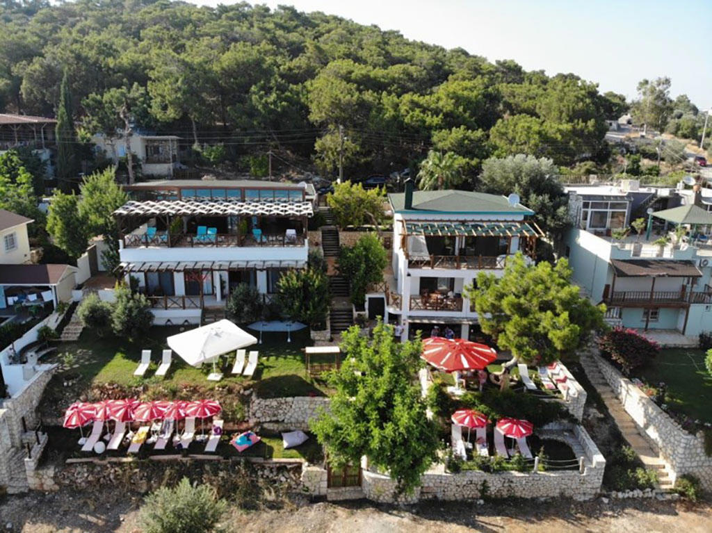 Zeus Hotel