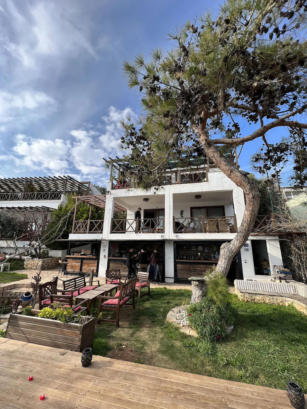 Zeus Hotel
