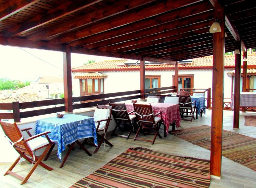 Amazon Petite Palace