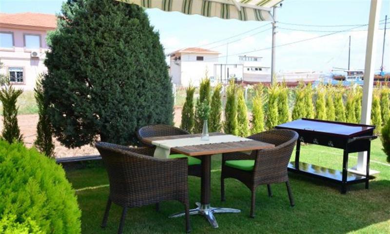 Ebruli Otel Cunda