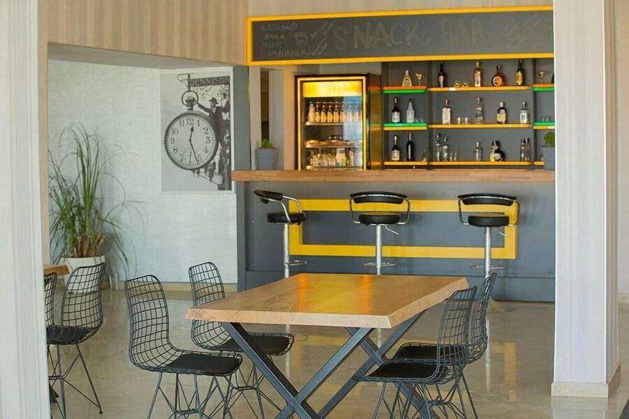 Acem Hotel