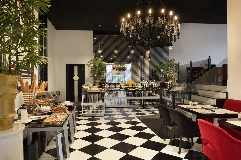 Ramada Hotel & Suites By Wyndham Istanbul Şişli