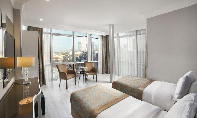 White Monarch Hotel