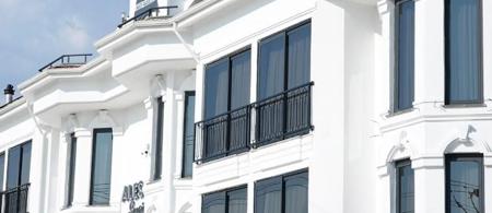 Alesta Seaside Residence