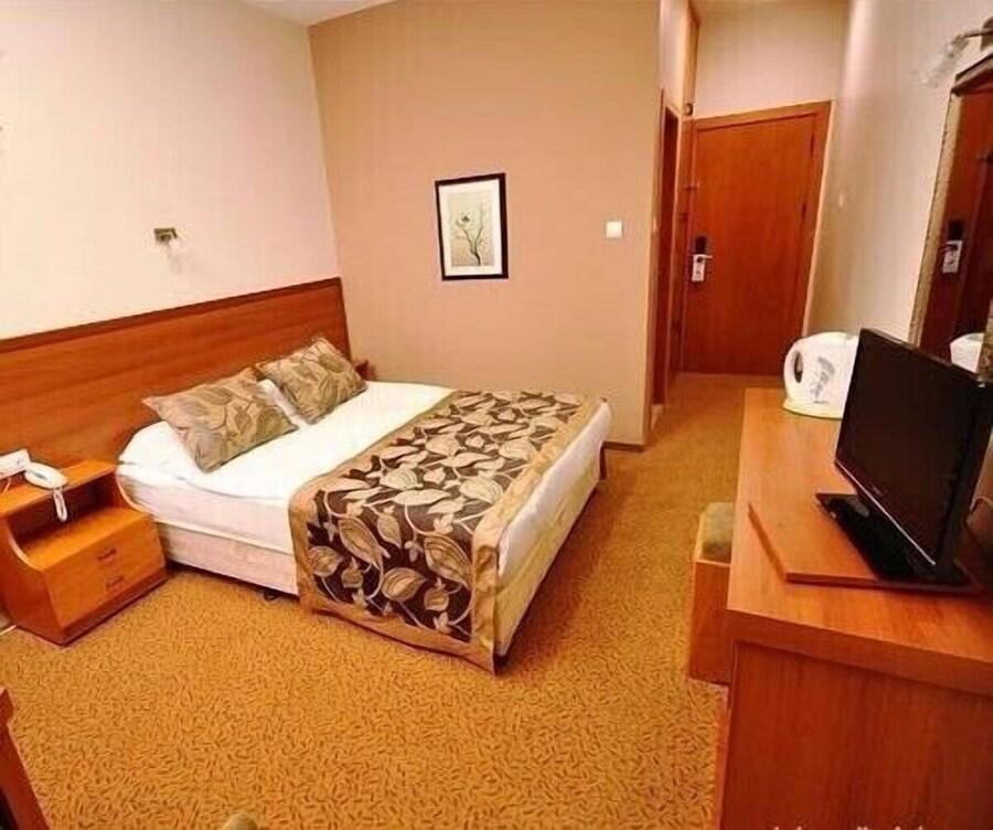 Cunda Basel Hotel