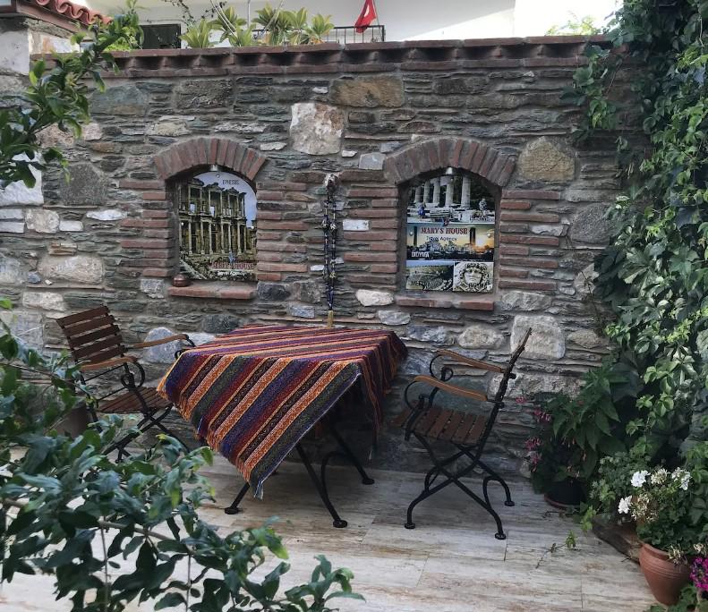 Hotel Mary's House