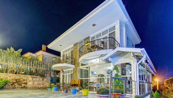 Nefes Hotel