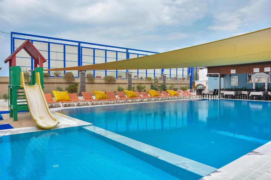 Nil Hotel Sarımsaklı