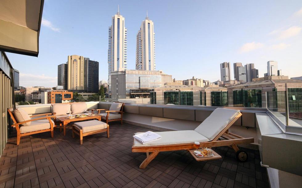 Veyron Hotel