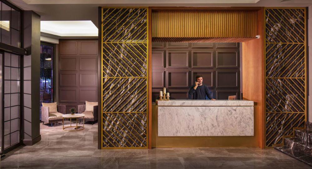 B Loft Hotel