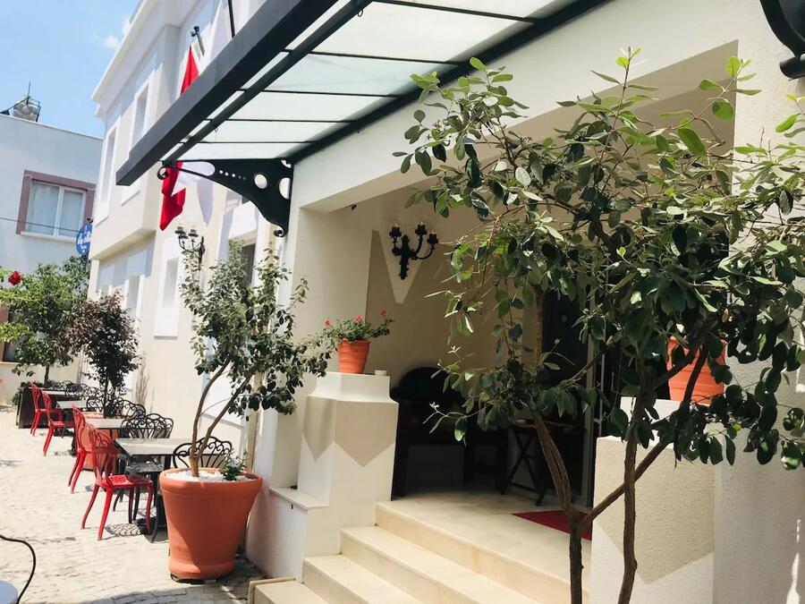 Bay Nihat Otel Lale