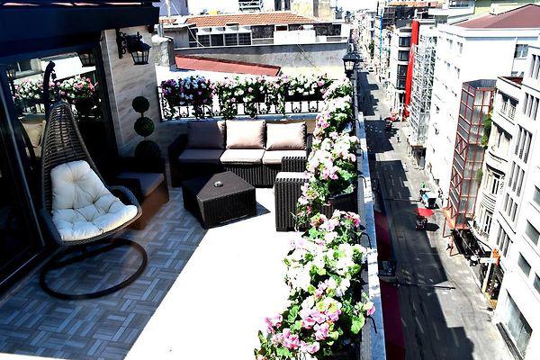 Bonne Sante Hotel
