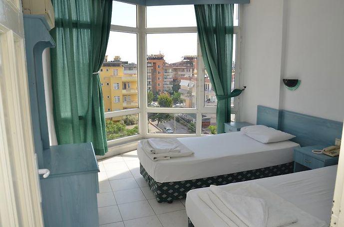 Casa Cleo Suites Hotel