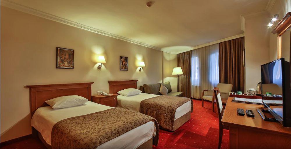 Central Hotel