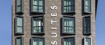Upsuites Hotel