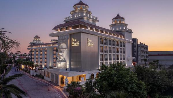 Blue Marlin Deluxe Spa & Resort