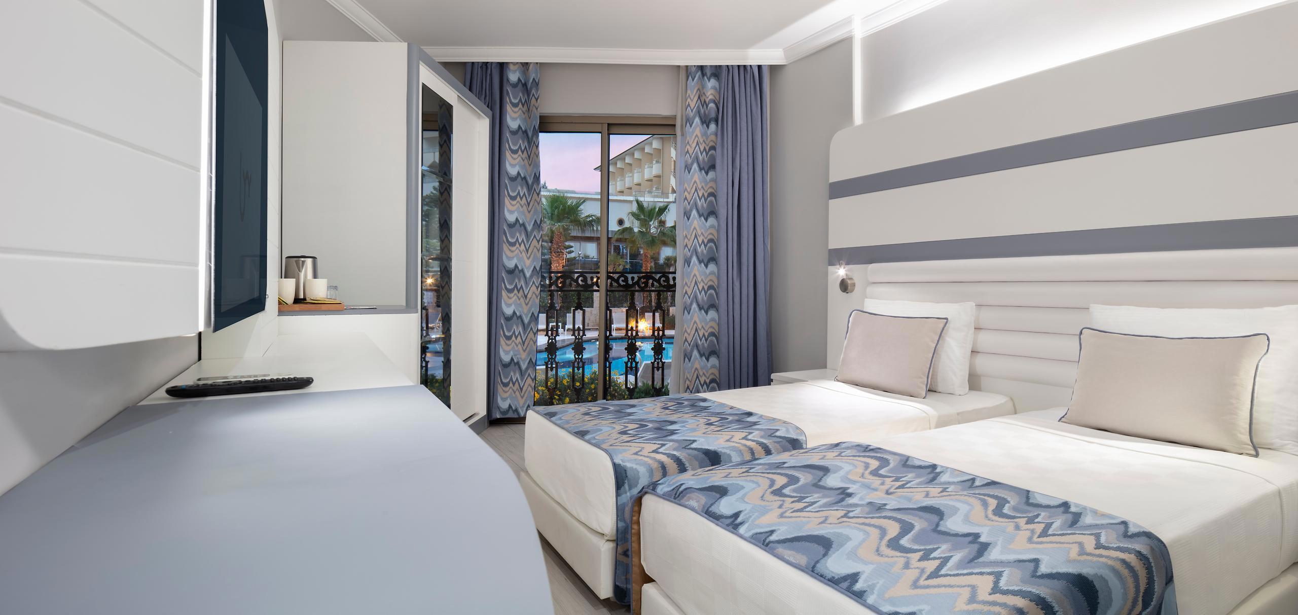 Blue Marlin Deluxe Spa & Resort