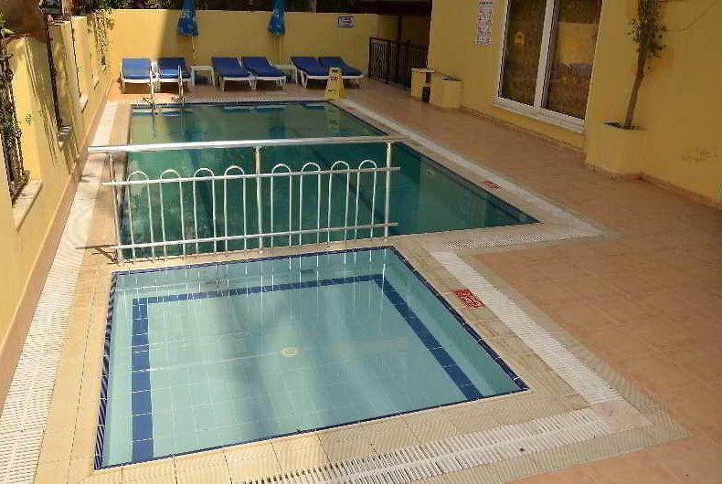 Azak Suit Apart Hotel