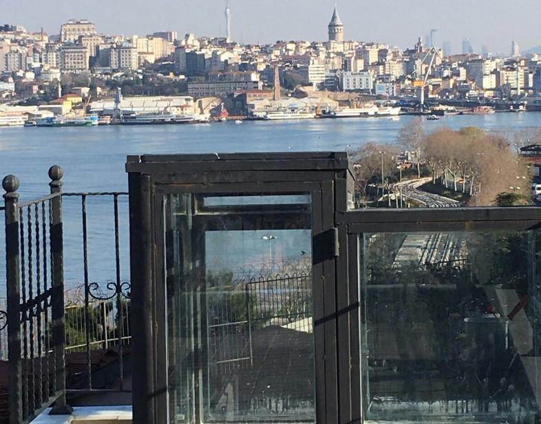 Rooftop Balat Rooms & Apartments