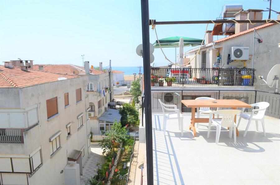 Yade Apart Pension