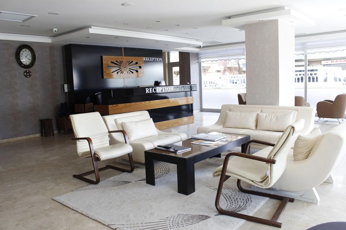Sinan Hotel