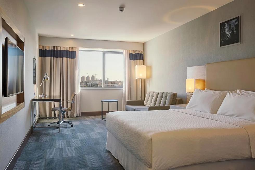 Bof Hotels Business