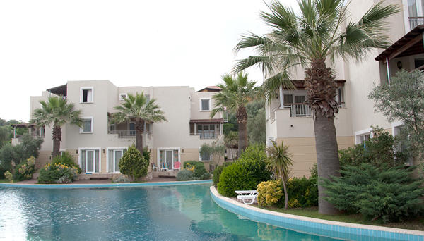 Holiday & Leisure Club