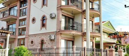 Stone Hill Hotel