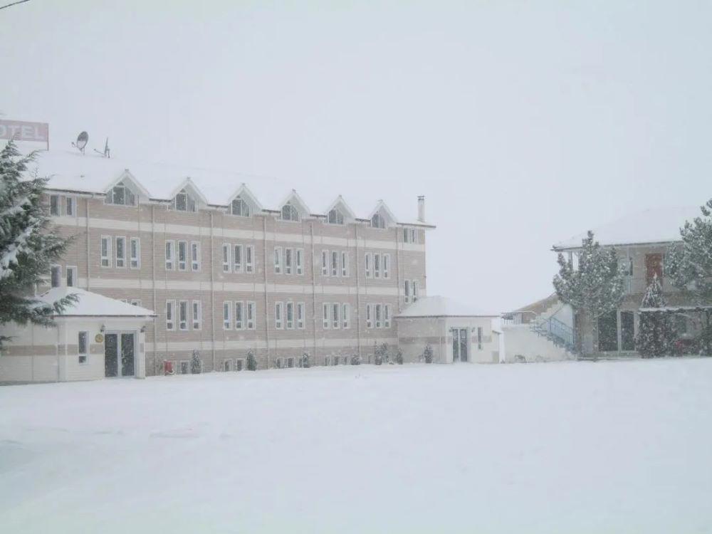 Baskent Demiralan Hotel