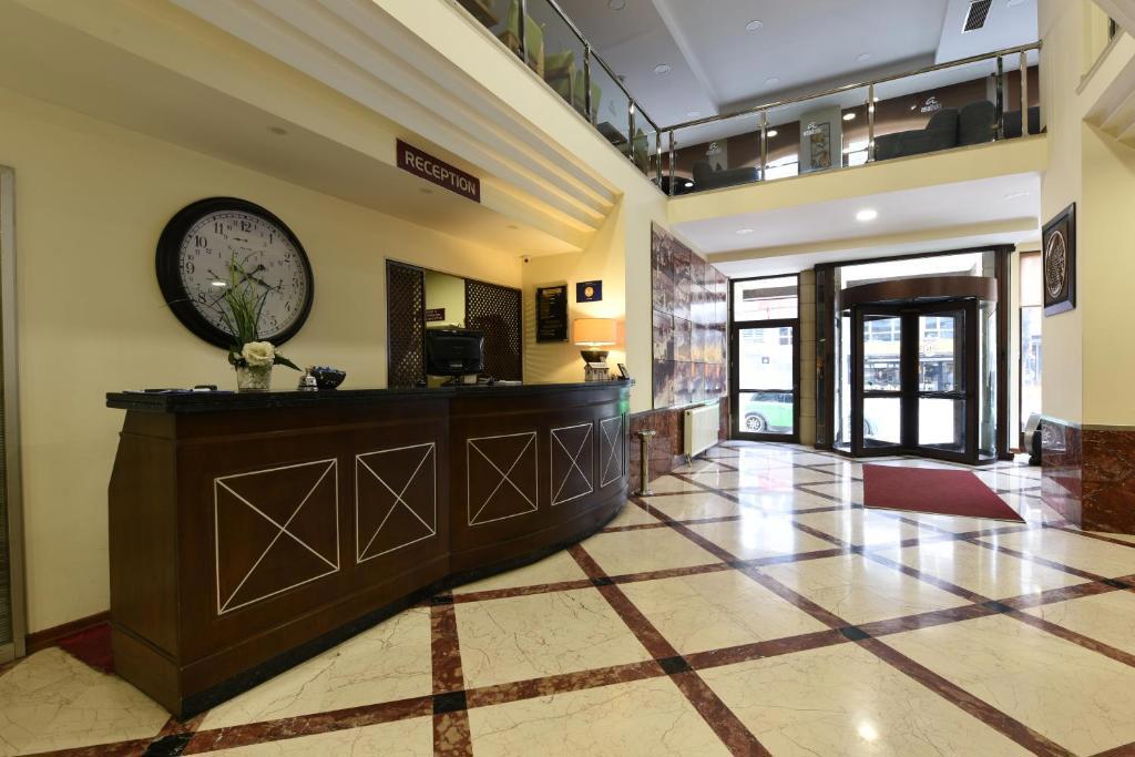 Asal Hotel