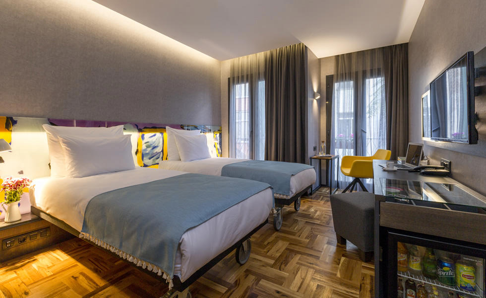 Lampa Design Hotel