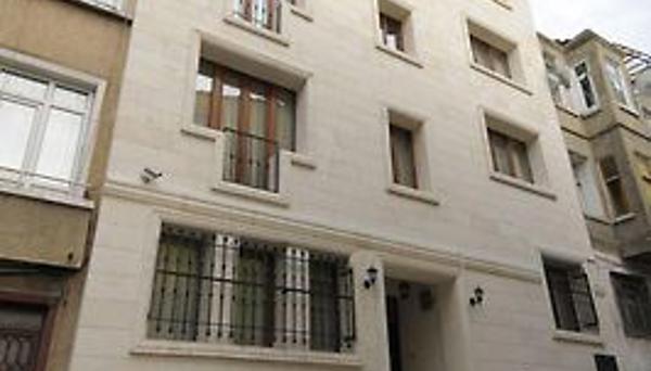 Three Apples Taksim Residence