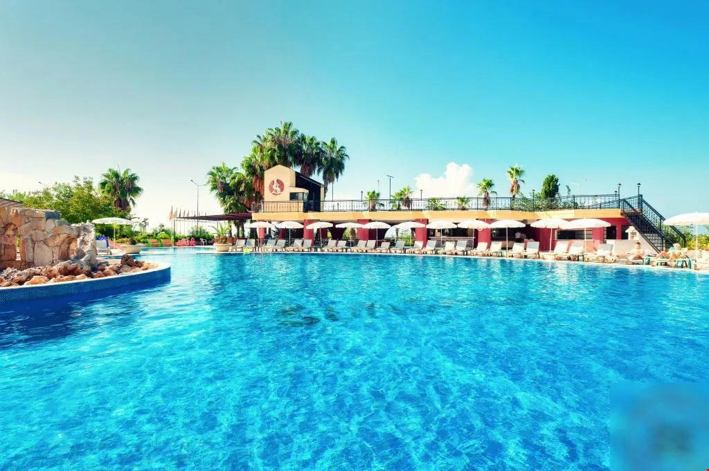 World Star Beach Resort & Spa