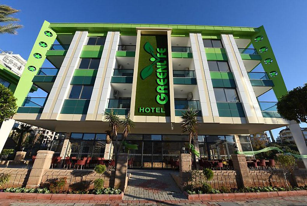 Green Life Hotel