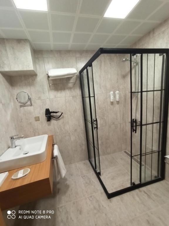 Aklife Hotel & Suit