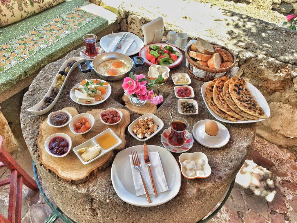 Saklı Konak