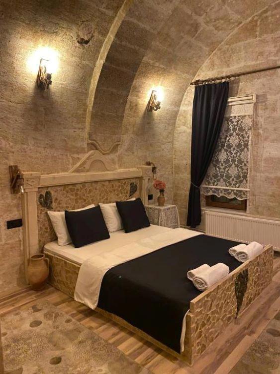 Vaveyla Cave Hotel