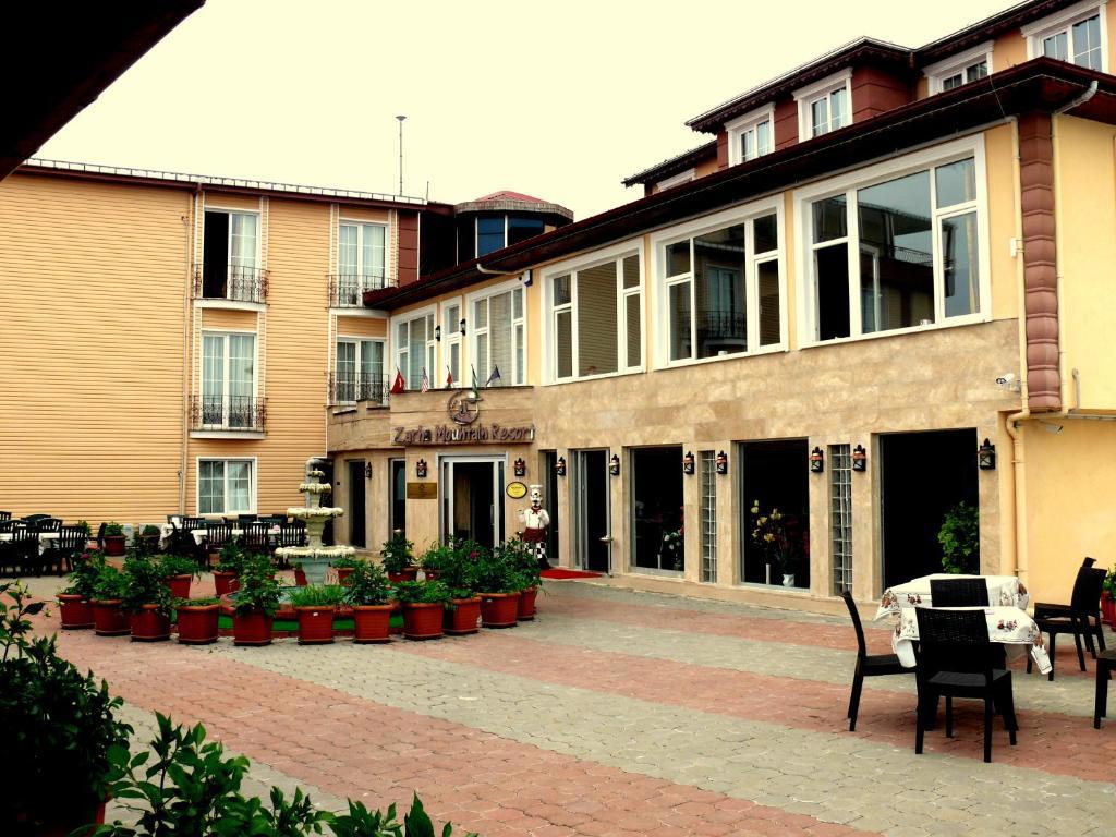 Zarha Mountain Resort
