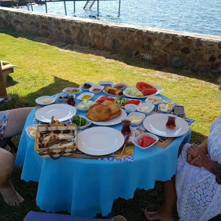 Assos Sardunya Butik Motel