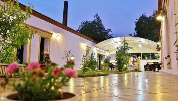 Bacahan Hotel