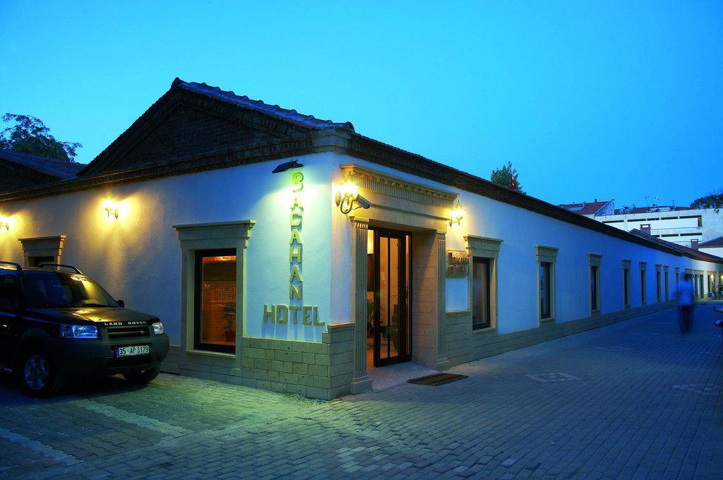 Bacahan Hotel