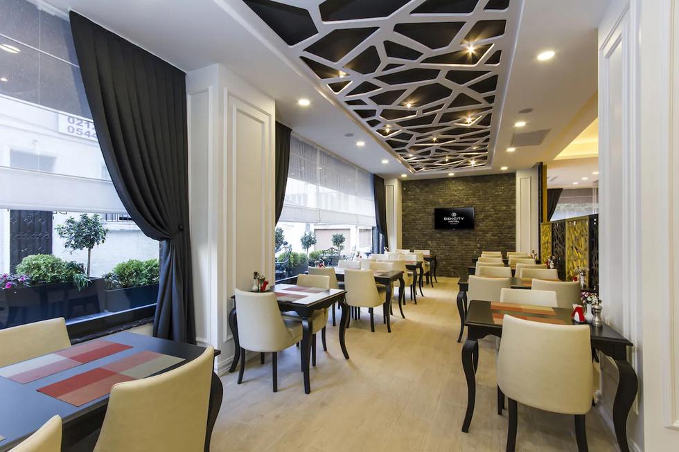 Dencity Hotel