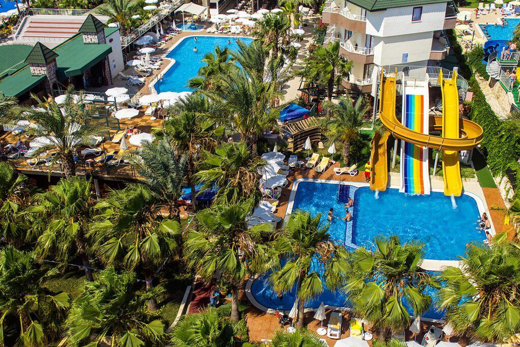 Galeri Resort Hotel