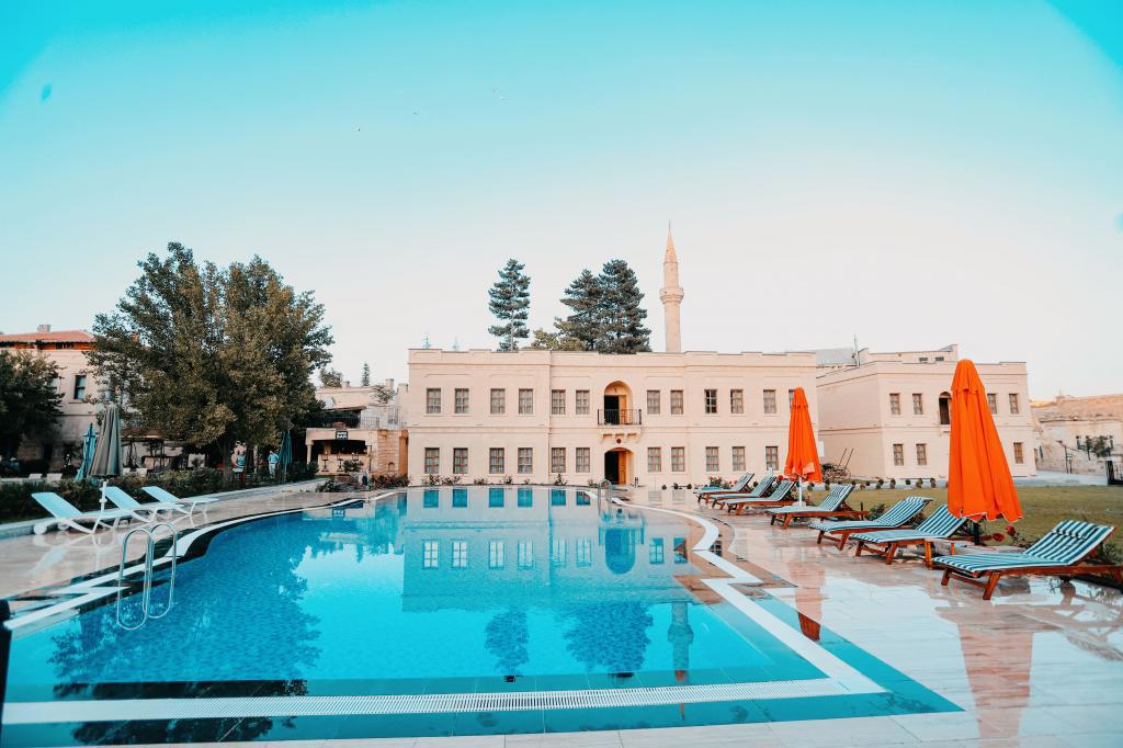 Melis Cave Hotel