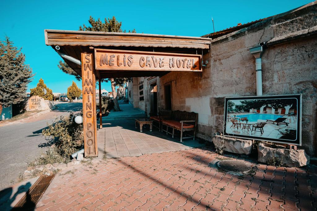 Melis Cave Hotel