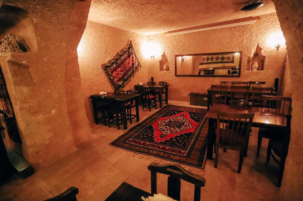 Melis Cave Hotel