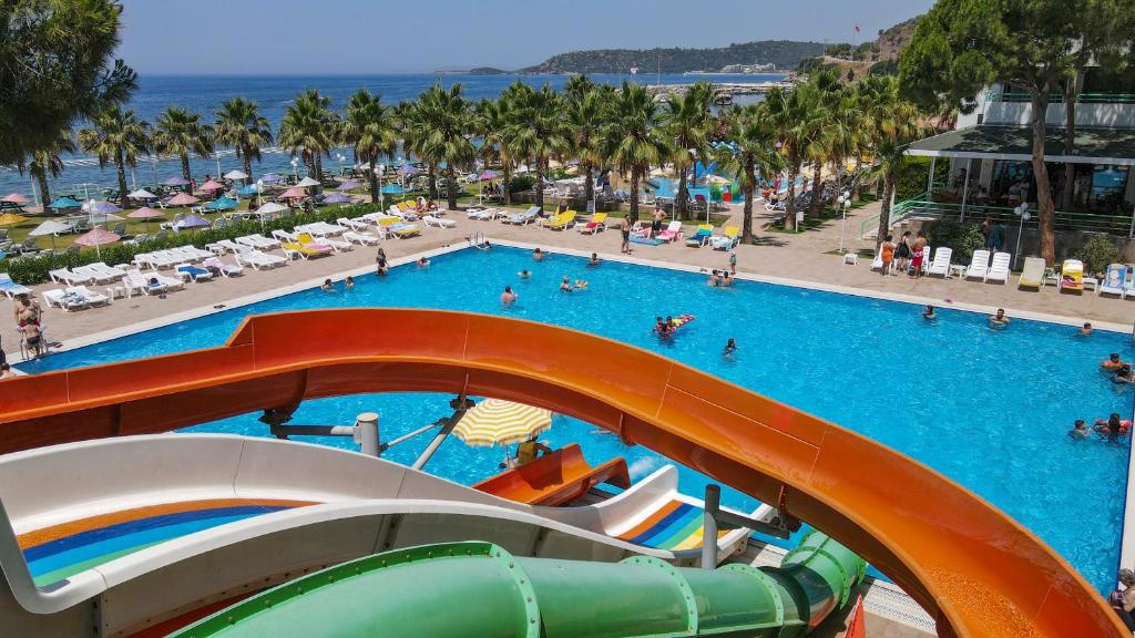 Grand Efe Otel