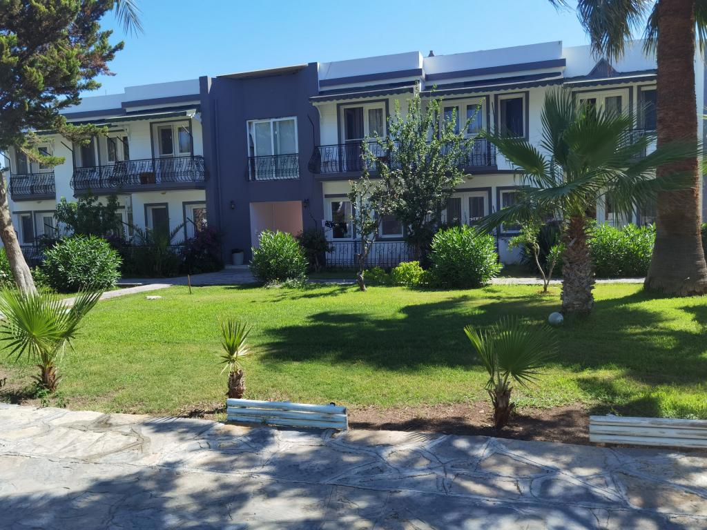 Sarsılmaz Otel Ortakent