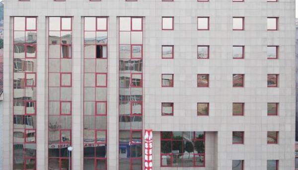 Sergah Hotel