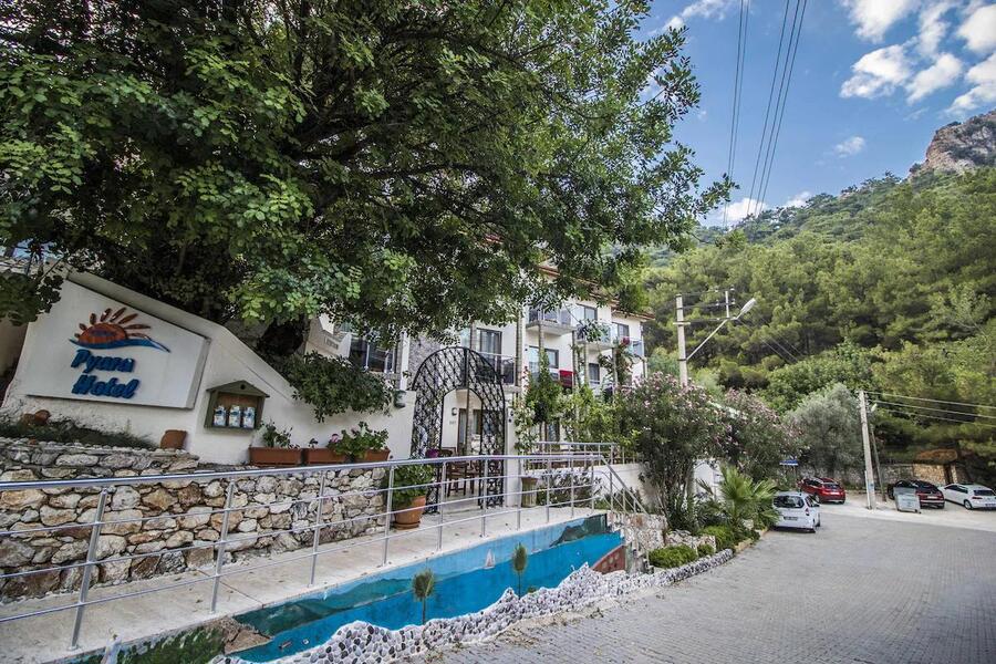 Pyara Hotel